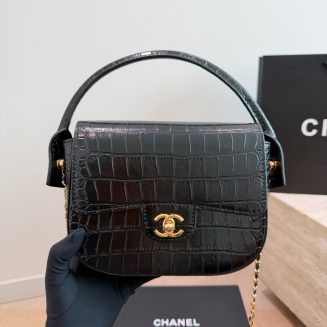 79215 Croc-Embossed Handle Bag